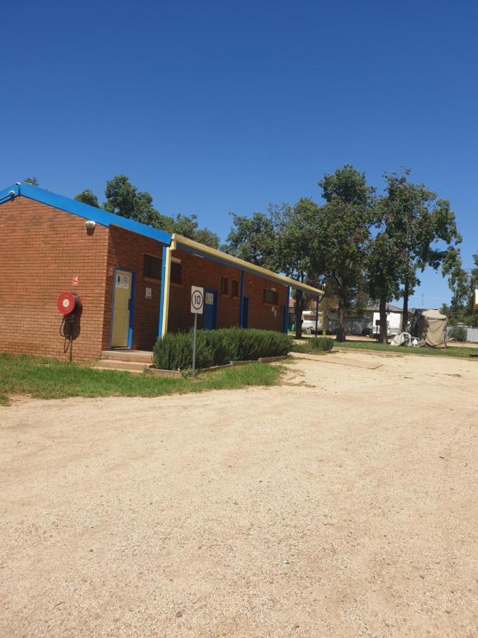 Newell Hwy Caravan Park Parkes Exterior photo